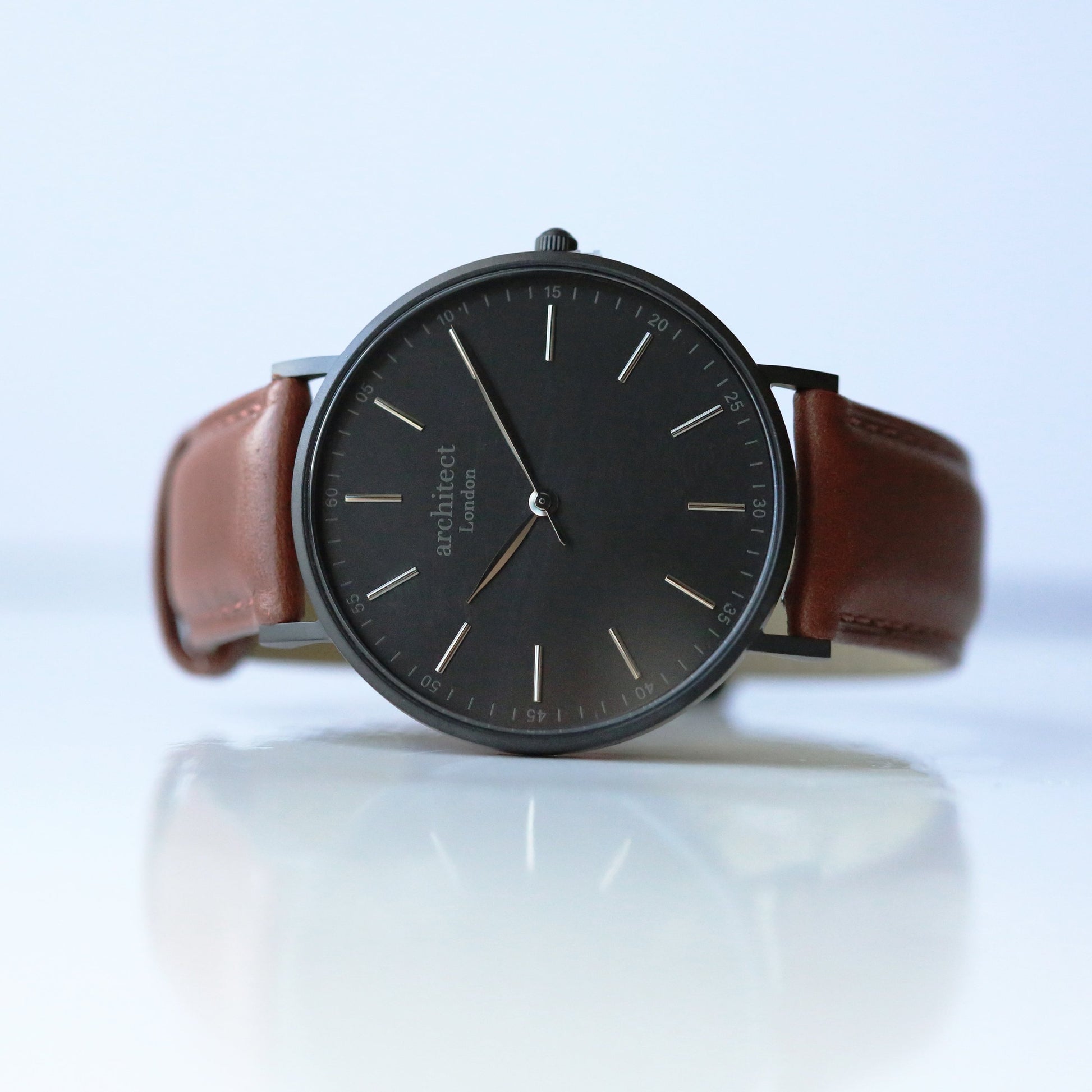 Montre minimaliste pour homme