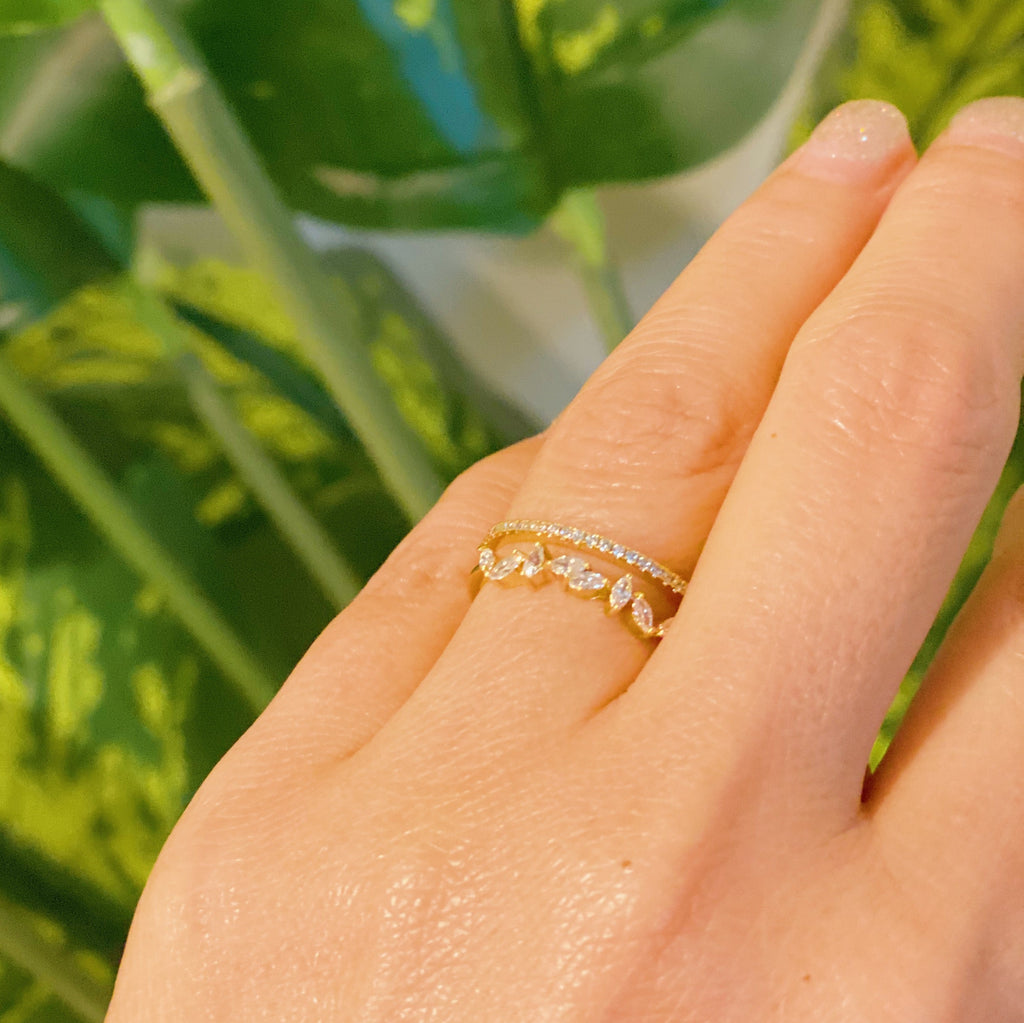 Anillo joya romance francés