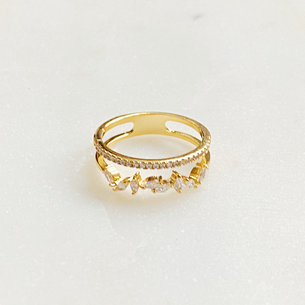 Anillo joya romance francés