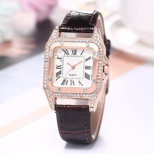 Montre diamant avec bracelet en cuir